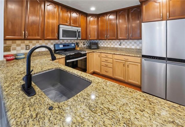 206 Comstock Court, Lawrenceville, GA 30044