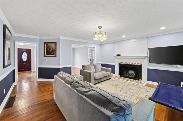 206 Comstock Court, Lawrenceville, GA 30044