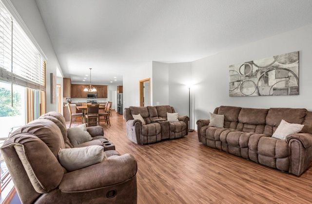 10695 184th Avenue NW, Elk River, MN 55330