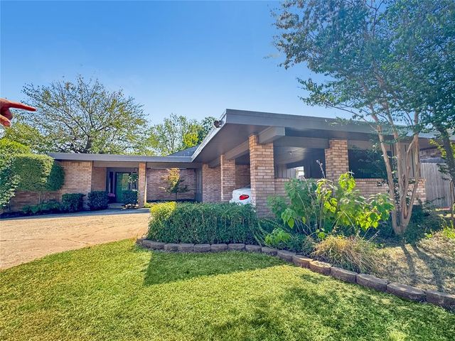2302 Lindenwood Lane, Norman, OK 73071