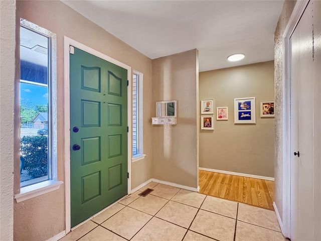 2302 Lindenwood Lane, Norman, OK 73071