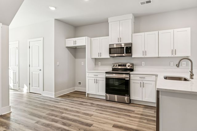 539 Tulip Springs Rd, Hermitage, TN 37076