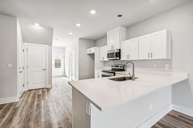 539 Tulip Springs Rd, Hermitage, TN 37076