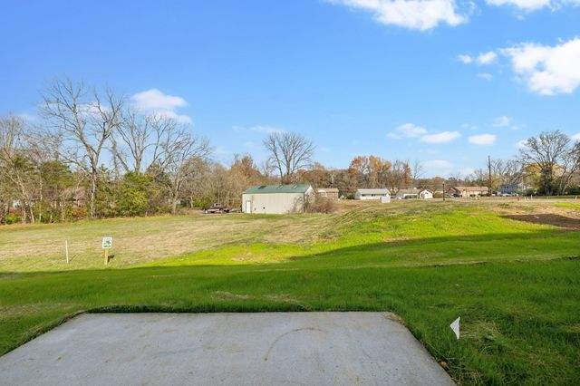 539 Tulip Springs Rd, Hermitage, TN 37076