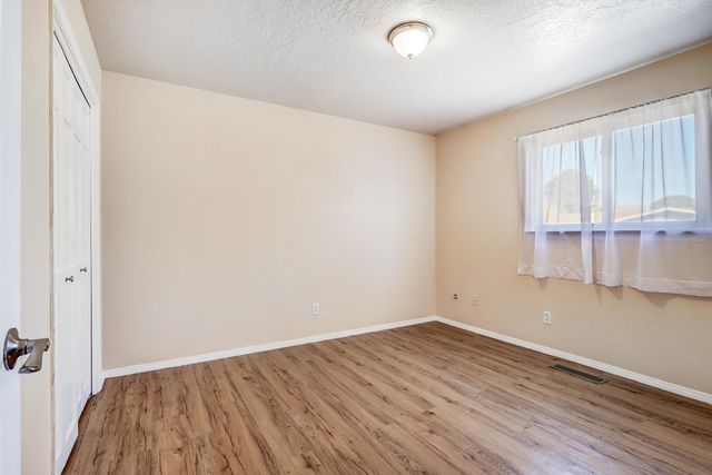 12108 Sierra Grande Avenue NE, Albuquerque, NM 87112