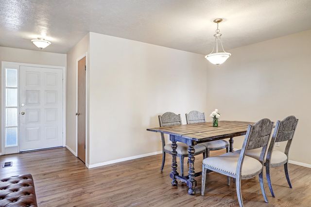 12108 Sierra Grande Avenue NE, Albuquerque, NM 87112
