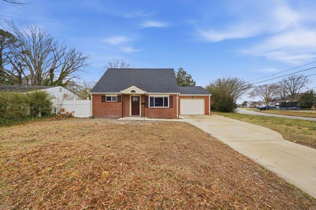 553 Lavender LN, Virginia Beach, VA 23462