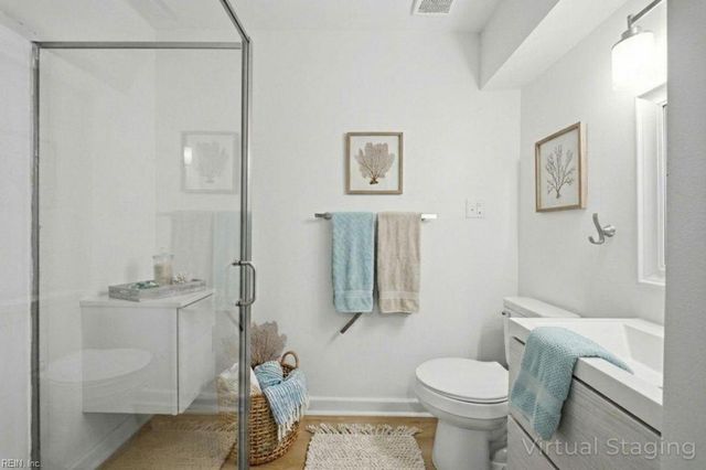 553 Lavender LN, Virginia Beach, VA 23462