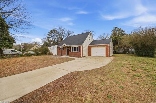 553 Lavender LN, Virginia Beach, VA 23462