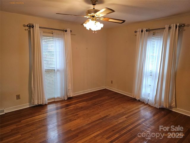 1440 Mcilroy Road, Charlotte, NC 28212