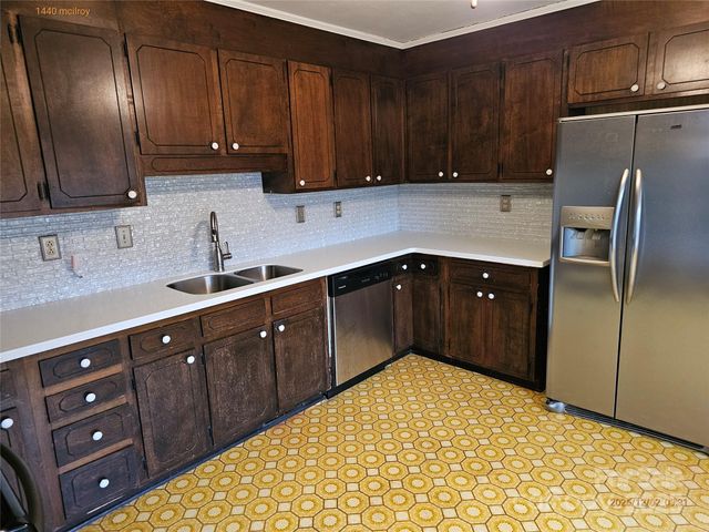 1440 Mcilroy Road, Charlotte, NC 28212