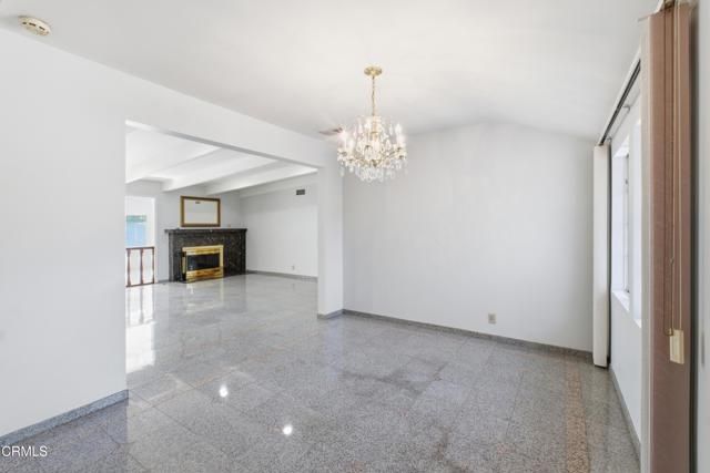 18600 Cantara Street, Los Angeles, CA 91335