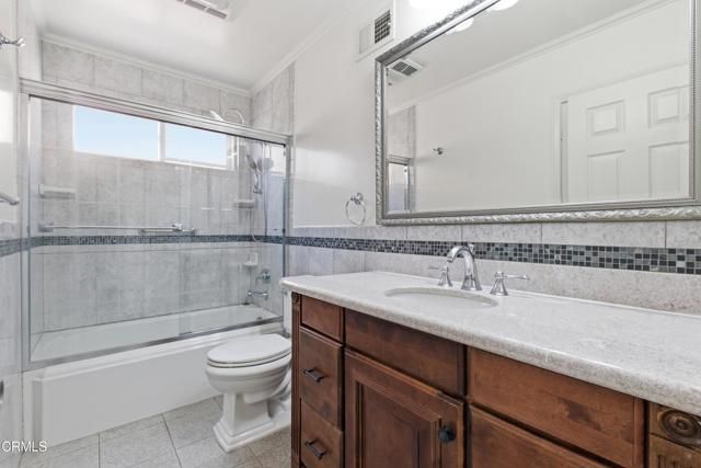 18600 Cantara Street, Los Angeles, CA 91335