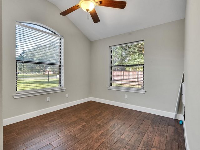 1010 Kilgore Road, Baytown, TX 77520