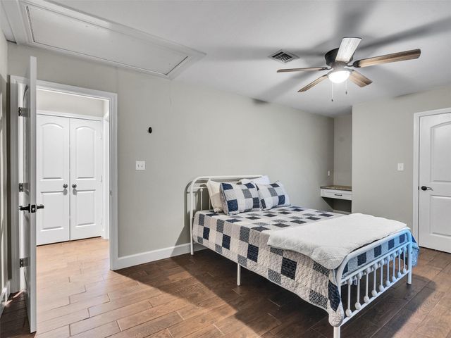 1010 Kilgore Road, Baytown, TX 77520