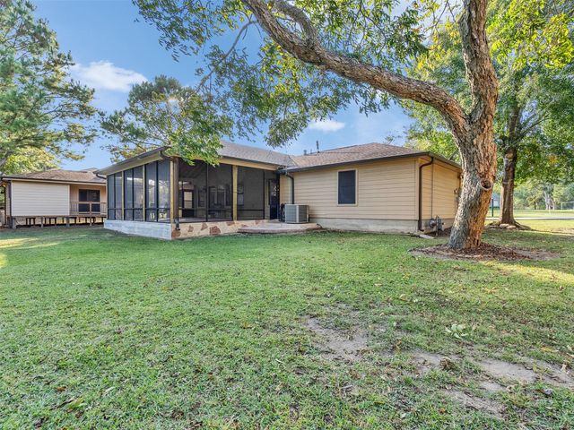 1010 Kilgore Road, Baytown, TX 77520