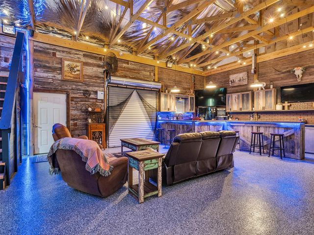 1010 Kilgore Road, Baytown, TX 77520