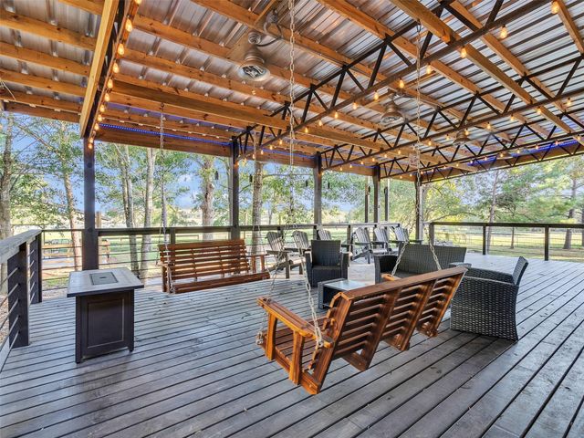 1010 Kilgore Road, Baytown, TX 77520