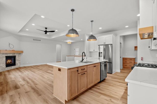 330 Rawley COURT, Two Rivers, WI 54241