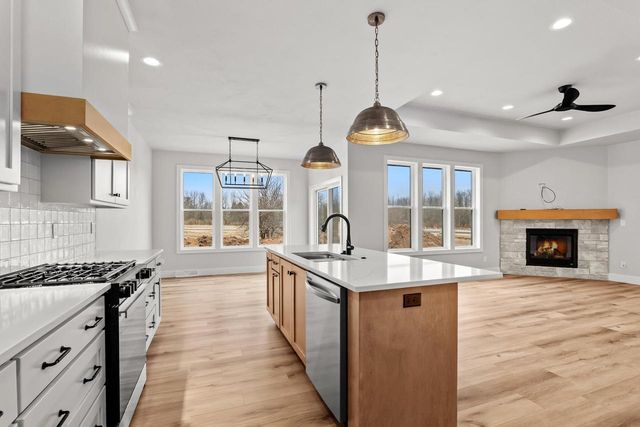 330 Rawley COURT, Two Rivers, WI 54241