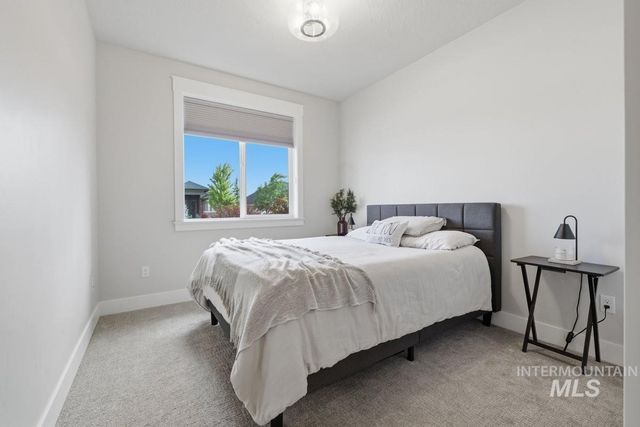 1537 W Tenzing St, Nampa, ID 83686