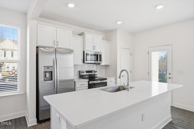 11 Wildflower Circle, Clayton, NC 27520