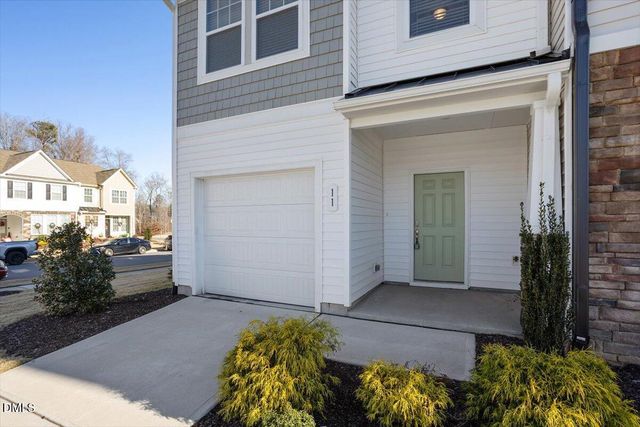 11 Wildflower Circle, Clayton, NC 27520