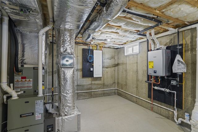 66 Child Lane, Warwick, RI 02886