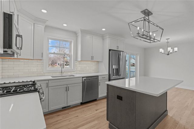 66 Child Lane, Warwick, RI 02886