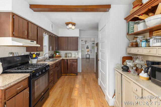 910 W Lincoln Avenue, Ionia City, MI 48846
