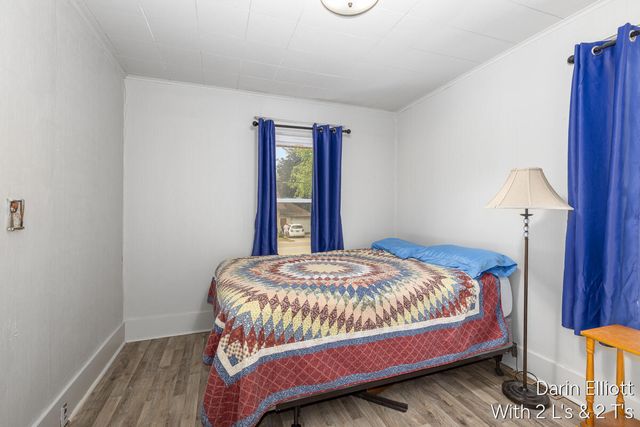 910 W Lincoln Avenue, Ionia City, MI 48846