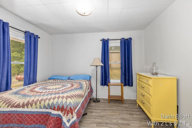910 W Lincoln Avenue, Ionia City, MI 48846