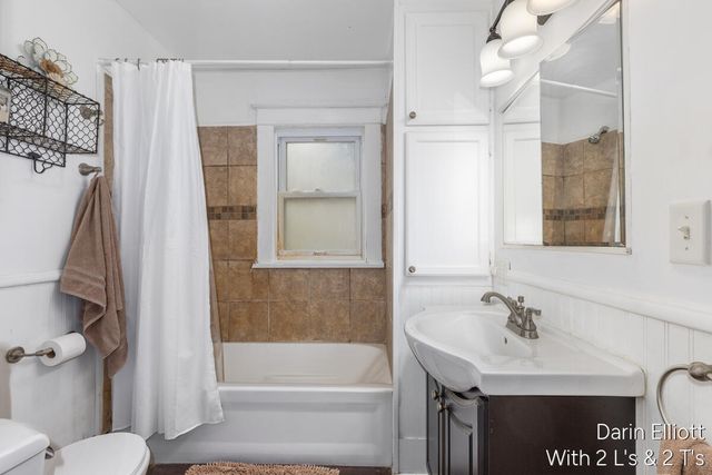 910 W Lincoln Avenue, Ionia City, MI 48846