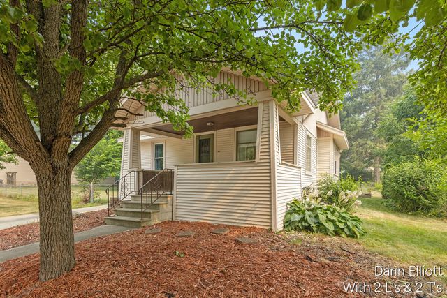 910 W Lincoln Avenue, Ionia City, MI 48846