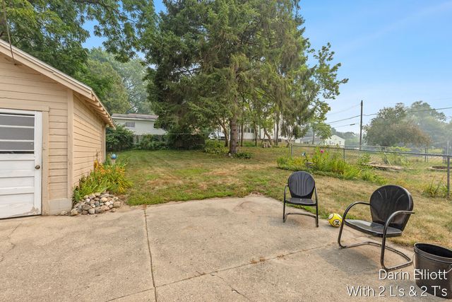 910 W Lincoln Avenue, Ionia City, MI 48846