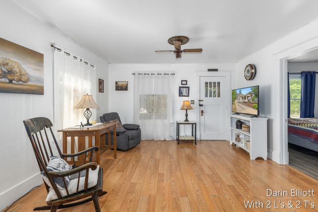 910 W Lincoln Avenue, Ionia City, MI 48846