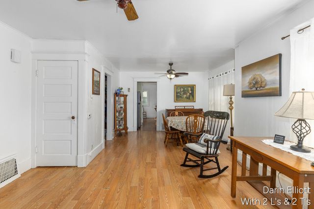 910 W Lincoln Avenue, Ionia City, MI 48846