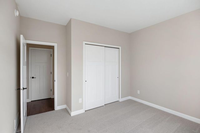 20137 Ginseng Way, Lakeville, MN 55044