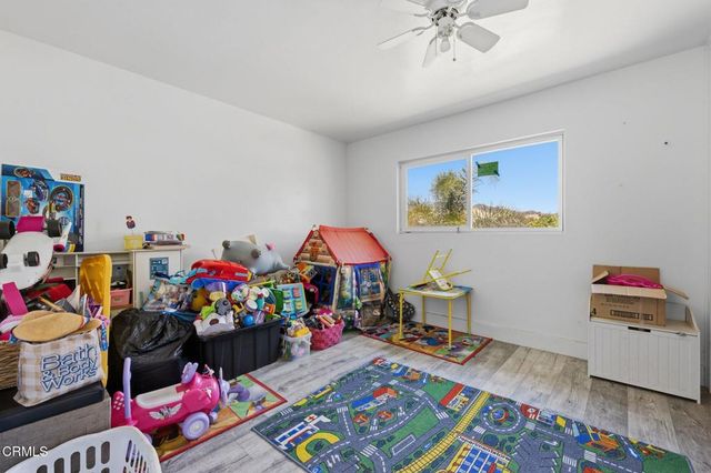 1000 Cadway Street, Santa Paula, CA 93060
