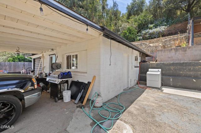 1000 Cadway Street, Santa Paula, CA 93060