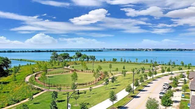 7637 Sunset Boulevard, Rowlett, TX 75088