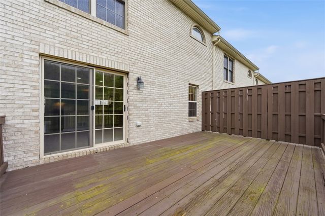 607 Hilton Circle, Collier Twp, PA 15071