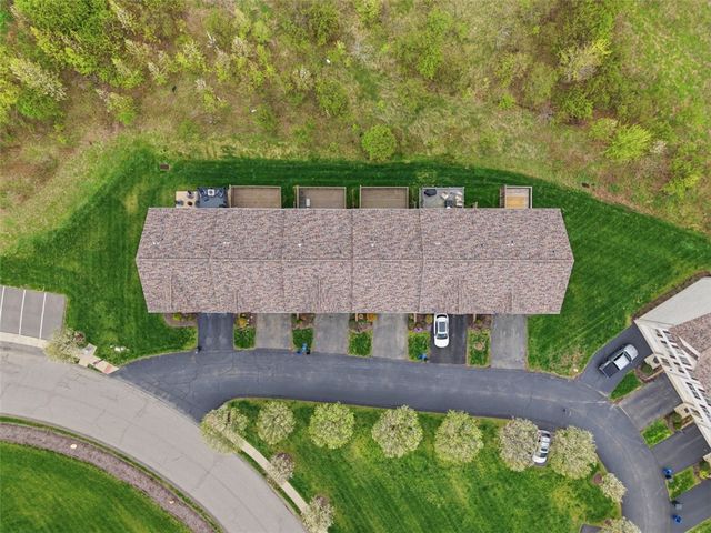 607 Hilton Circle, Collier Twp, PA 15071