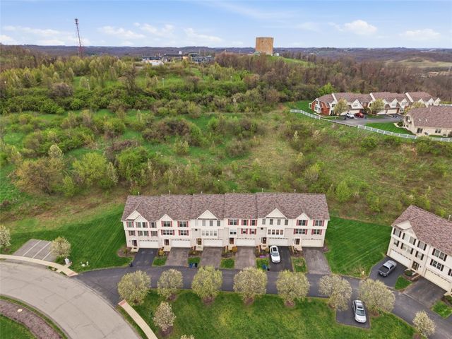 607 Hilton Circle, Collier Twp, PA 15071