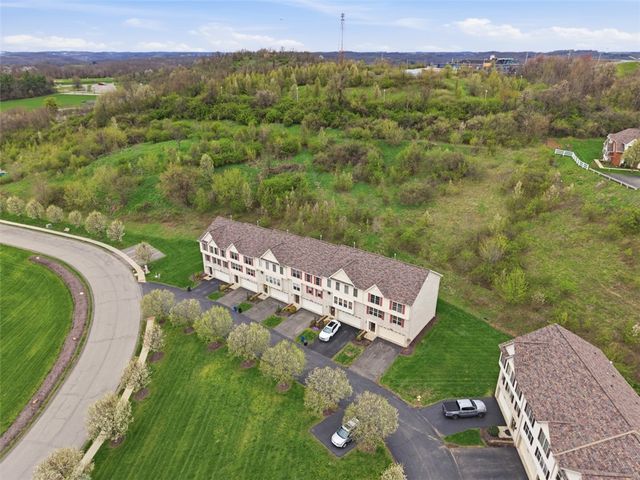607 Hilton Circle, Collier Twp, PA 15071