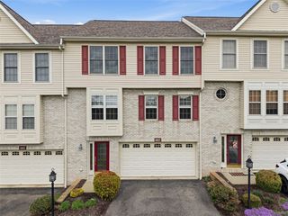 607 Hilton Circle, Collier Twp, PA 15071