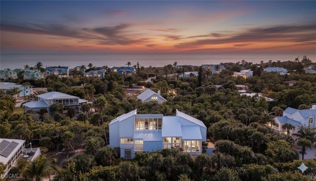 479 Lagoon DR, Sanibel, FL 33957