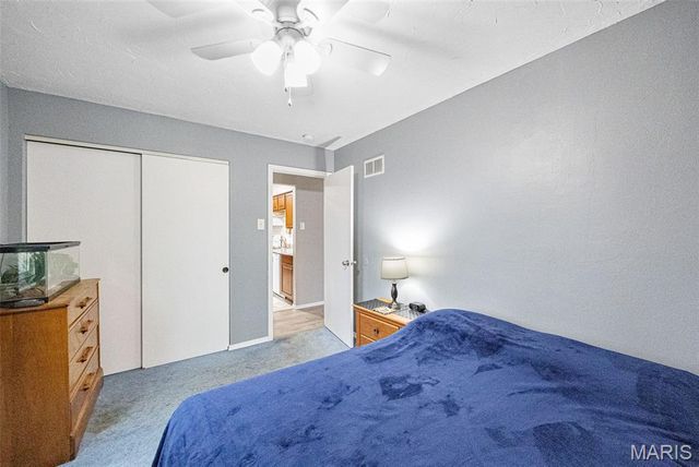 9946 Brook Avenue, St Louis, MO 63125