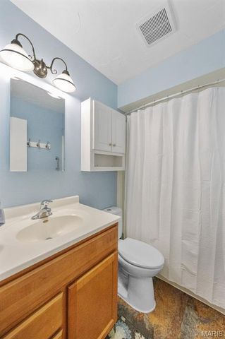 9946 Brook Avenue, St Louis, MO 63125