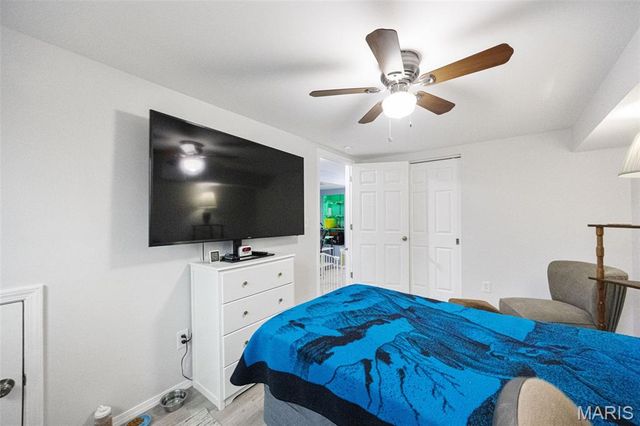 9946 Brook Avenue, St Louis, MO 63125